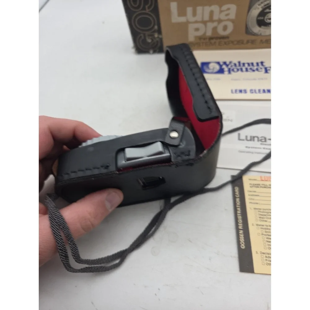 Gossen Luna-Pro Light Meter with Leather Case Box Manual Plus New Batteries